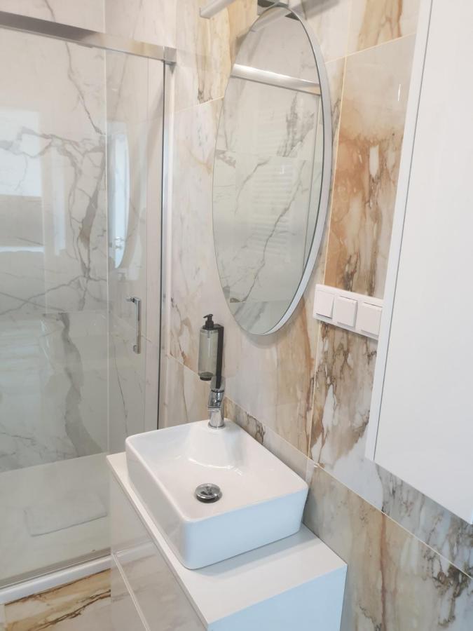 Rs Suites Prestige 14 Pietro "Sky" Raclawickie 10 Home & Spa Lublin Zewnętrze zdjęcie